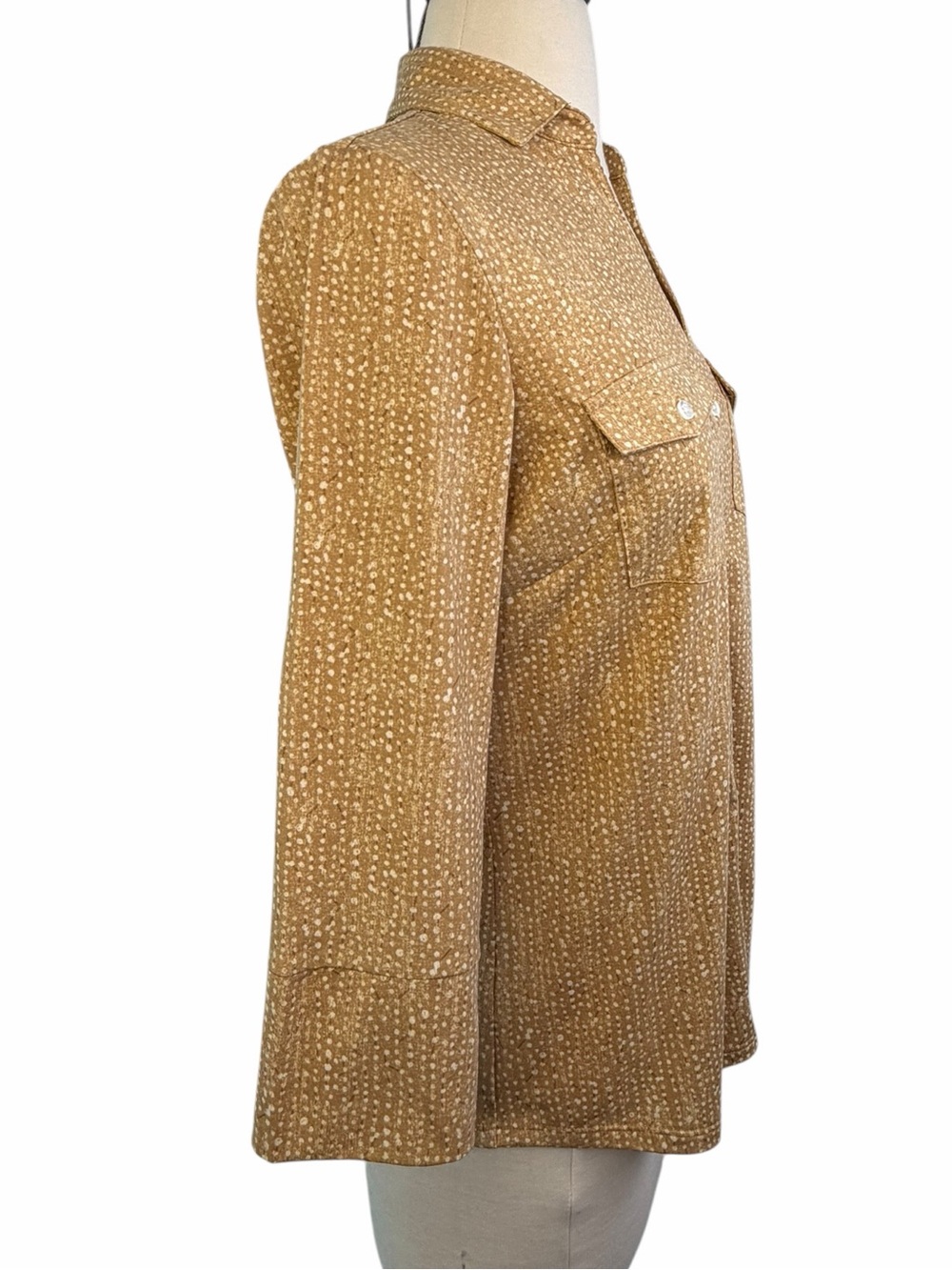 J McLaughlin Brynn Top Tan Cream White Dot Print Button-Down Shirt Small - Picture 7 of 10